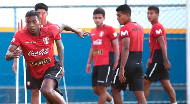 Perú entrenó pensando en Venezuela.