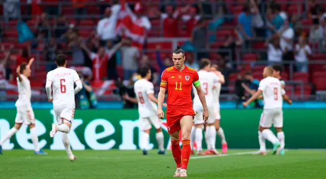 Dinamarca fue mucho más que Gales y clasificó a cuartos de final de la Eurocopa.