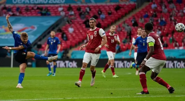 Italia va Austria, en busca del pase a cuartos de final de la Euro