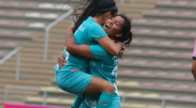 Universitario goleó 6-0 a Sport Boys en Liga Femenenina 2021 Universitario goleó 6-0 a Sport Boys en Liga Femenenina 2021