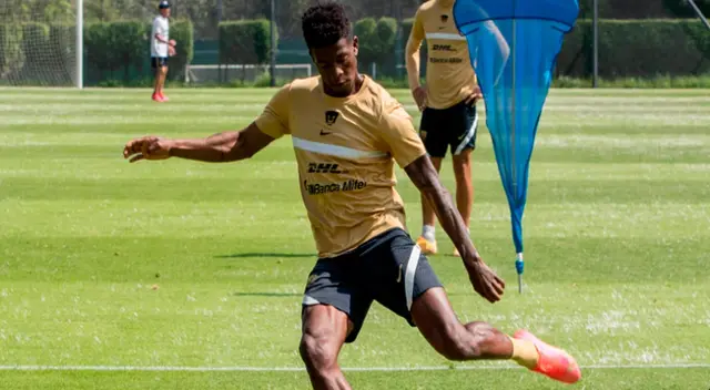 Washington Corozo llegó a Pumas UNAM en condición de préstamo.