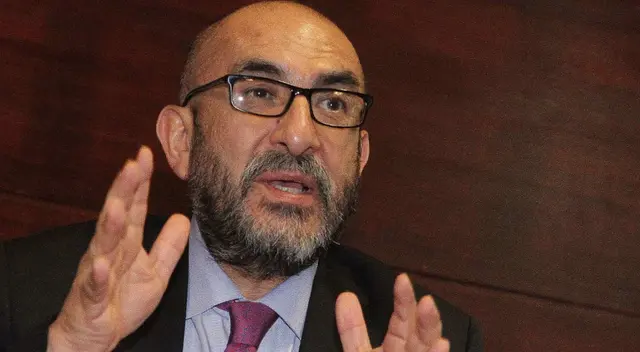 Elmer Huerta aclaró que sigue en RPP y, por ahora, está tomando vacaciones Elmer Huerta aclaró que sigue en RPP y, por ahora, está tomando vacaciones