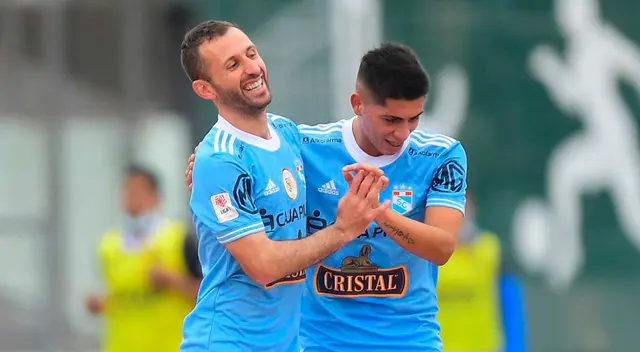 Sporting Cristal se impuso por 2-0 a Unión Comercio Sporting Cristal se impuso por 2-0 a Unión Comercio