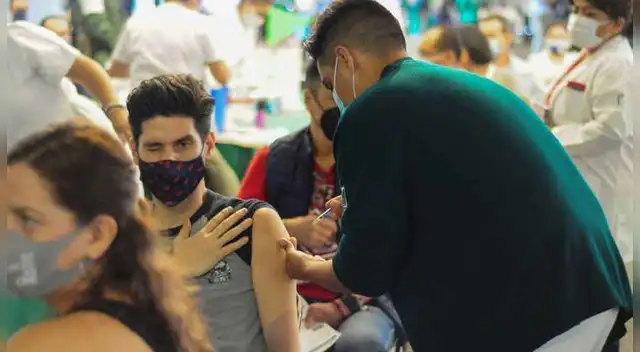 Cinco alcaldías de la CDMX y 4 municipios del Edomex inician la inoculación contra el Covid-19 a adultos de 30 a 39 años
