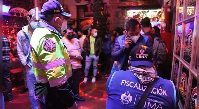 Lima: Discoteca es clausurada por realizar fiestas clandestinas con casi 120 participantes