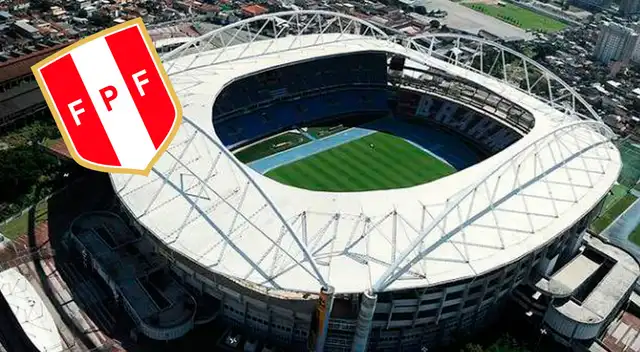 Selección Peruana llega a estadio Nilton Santos.