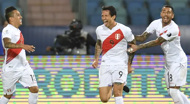 Gianluca Lapadula fue elogiado nuevamente en el extranjero