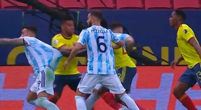 La razón del porqué Jesús Valenzuela no cobró el penal de Sánchez sobre Otamendi La razón del porqué Jesús Valenzuela no cobró el penal de Sánchez sobre Otamendi