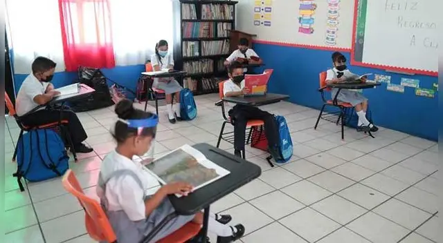 SEP mantiene previsión de regreso a clases presenciales en próximo ciclo escolar