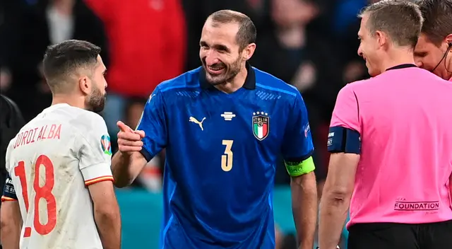 Chiellini reveló qué le dijo a Jordi Alba antes de la tanda de penales Chiellini reveló qué le dijo a Jordi Alba antes de la tanda de penales