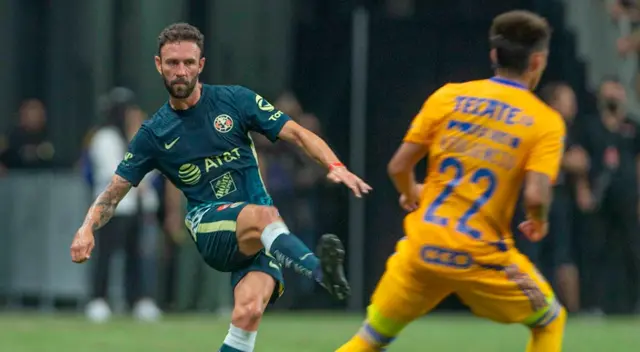 Tigres y América se preparan para el inicio de la Liga MX.