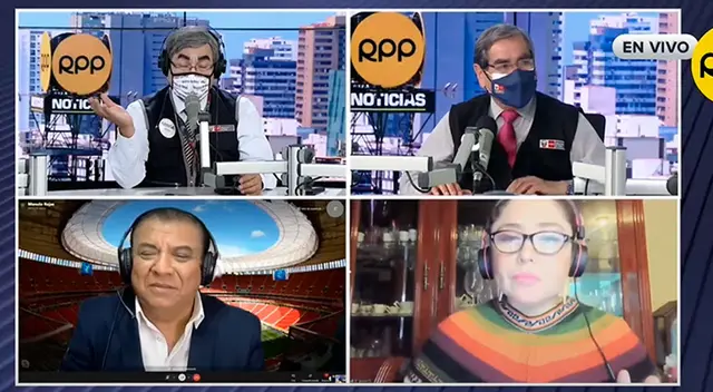 Óscar Ugarte es convencido a cantar en el show de