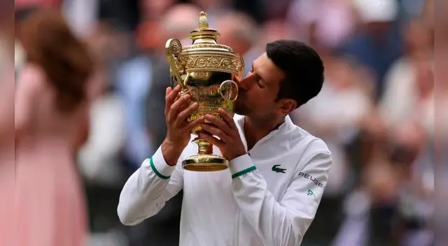 Novak Djokovic se consagró este domingo 11 de julio campeón de Wimbledon. Foto: EFE.