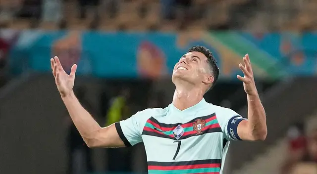 Cristiano Ronaldo fue goleador de la Euro, pero no le alcanzó para entrar al XI ideal