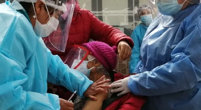 Minsa publica cronograma de vacunación contra la COVID-19 por edad