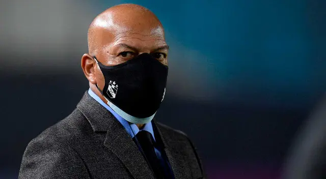 Roberto Mosquera evalúa plantear equipo alterno ante Academia Cantolao por la Liga 1 Roberto Mosquera evalúa plantear equipo alterno ante Academia Cantolao por la Liga 1