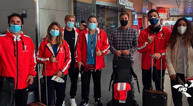 Equipo peruano de tabla partió rumbo a Tokio 2020