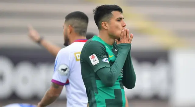 Jairo Concha se perdió una de las más claras del partido.