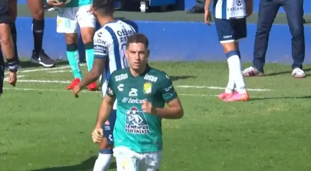 Con Santiago Ormeño, León cayó 3-0 ante Pachuca Con Santiago Ormeño, León cayó 3-0 ante Pachuca