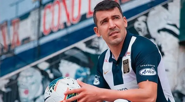 Edgar Benítez volvió a sumar minutos en su segundo partido con Alianza Lima