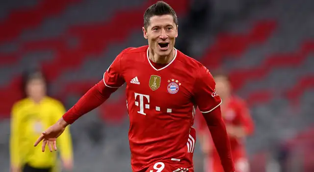 Robert Lewandowski tiene contrato con Bayern Múnich hasta junio del 2023. Robert Lewandowski tiene contrato con Bayern Múnich hasta junio del 2023.
