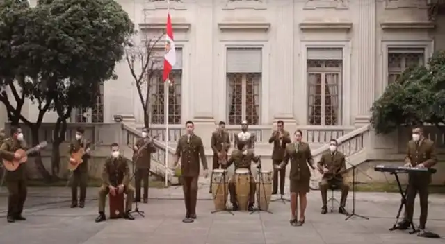 Fiestas Patrias: Carabineros de Chile celebran Bicentenario del Perú - VIDEO