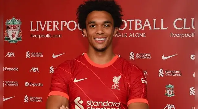 Alexander-Arnold renueva con Liverpool Alexander-Arnold renueva con Liverpool