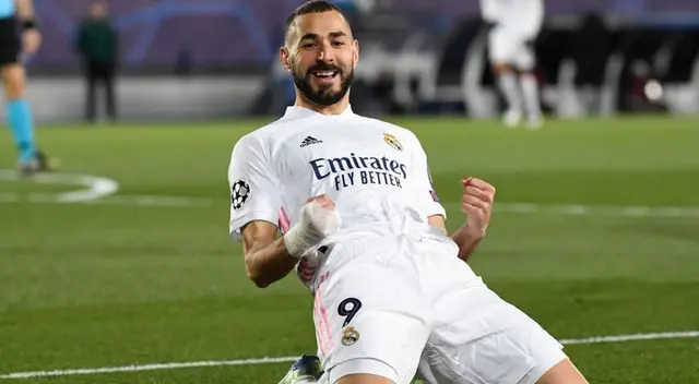 Karim Benzema jugará su decimotercera temporada en el Real Madrid. Karim Benzema jugará su decimotercera temporada en el Real Madrid.