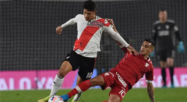 River y Huracán empatan 0-0 River y Huracán empatan 0-0