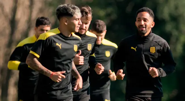 Cinco jugadores de Peñarol podrían perderse el duelo ante Sporting Cristal Cinco jugadores de Peñarol podrían perderse el duelo ante Sporting Cristal