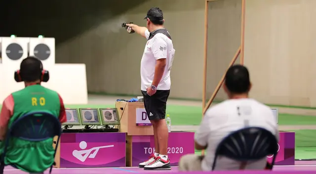 Marko Carrillo culminó su participación en Pistola Tiro Rápido 25m.