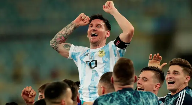Lionel Messi no solo es un líder dentro del campo Lionel Messi no solo es un líder dentro del campo