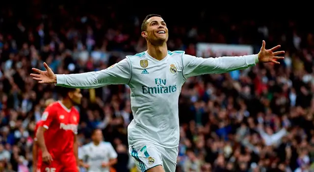 Cristiano Ronaldo jugó nueve temporadas en el Real Madrid Cristiano Ronaldo jugó nueve temporadas en el Real Madrid