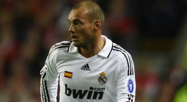 Wesley Sneijder jugó las temporadas 2007-08 y 2008-09 en Real Madrid.