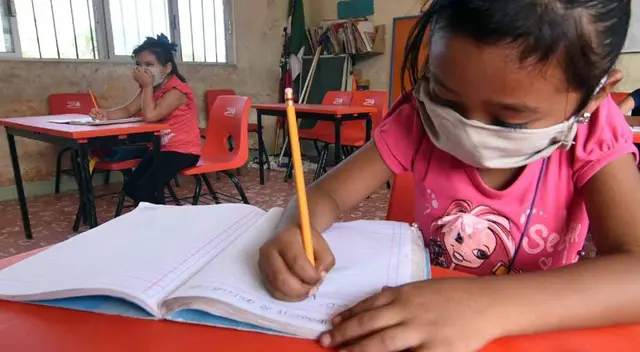 Los estudiantes deberán volver a las aulas el 30 de agosto sin importar el color del semáforo Covid