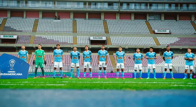 Cristal enfrentará el próximo miércoles a Peñarol en Montevideo Cristal enfrentará el próximo miércoles a Peñarol en Montevideo