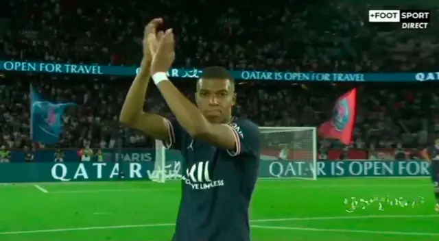 Mbappé se despide de la afición del PSG