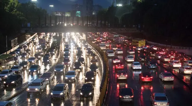 Recuerda el Hoy no circula de este viernes