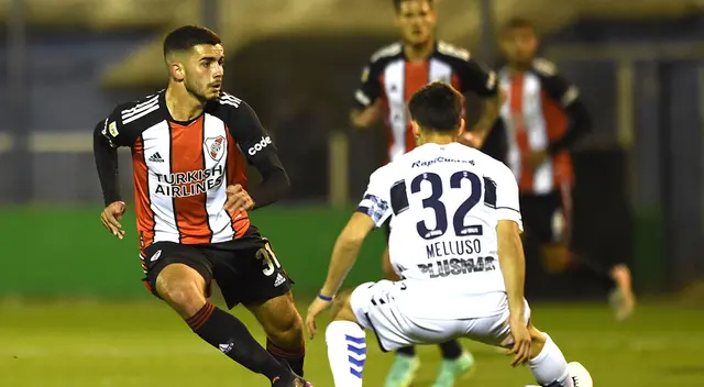 River Plate enfrenta a Gimnasia River Plate enfrenta a Gimnasia