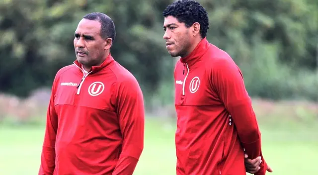 Juan Pajuelo y Gregorio Bernales asumieron la dirección técnica interina de la 'U' ante Boys por la Fase 2.