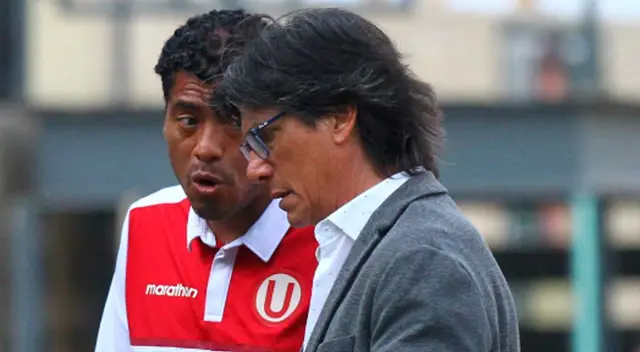 Juan Pajuelo reveló última charla con Ángel Comizzo tras ser despedido de Universitario Juan Pajuelo reveló última charla con Ángel Comizzo tras ser despedido de Universitario