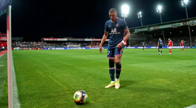 Mbappé rechazó hasta dos ofertas del PSG en los últimos meses Mbappé rechazó hasta dos ofertas del PSG en los últimos meses