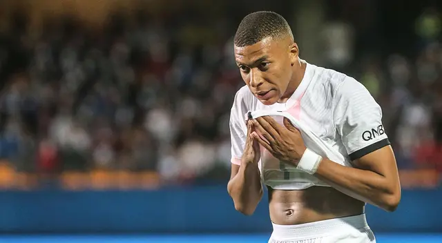 A Kylian Mbappé parece no importarle el dinero del PSG