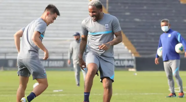 Farfán regresó por todo lo alto a la Liga 1 tras marcarle a Vallejo Farfán regresó por todo lo alto a la Liga 1 tras marcarle a Vallejo