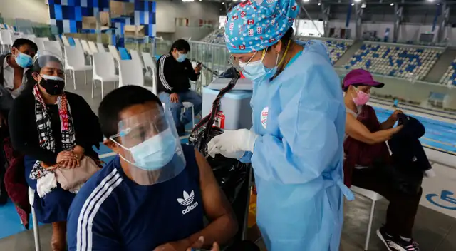 Conoce cuándo y dónde te corresponde recibir tus dosis contra el coronavirus. Conoce cuándo y dónde te corresponde recibir tus dosis contra el coronavirus.