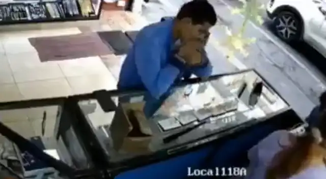 Delincuente no tuvo mejor idea que comer los anillos para evitar ser detenido Delincuente no tuvo mejor idea que comer los anillos para evitar ser detenido