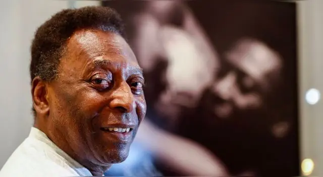 Pelé confirmó que fue operado de un tumor en el colon Pelé confirmó que fue operado de un tumor en el colon