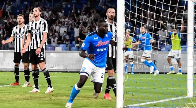 Napoli venció 2-1 a la Juventus por la Serie A Napoli venció 2-1 a la Juventus por la Serie A