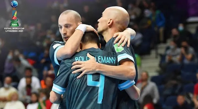 Argentina terminó como líder invicto del grupo F y avanzó a octavos de final Argentina terminó como líder invicto del grupo F y avanzó a octavos de final