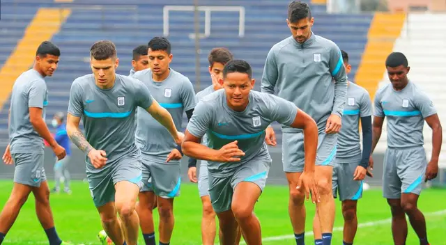 Yordi Vílchez coincidió que Oslimg Mora debe recibir su oportunidad en la Selección Peruana